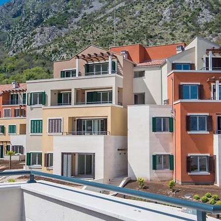 Lavender Bay Apartment C23 Kotor Kültér fotó