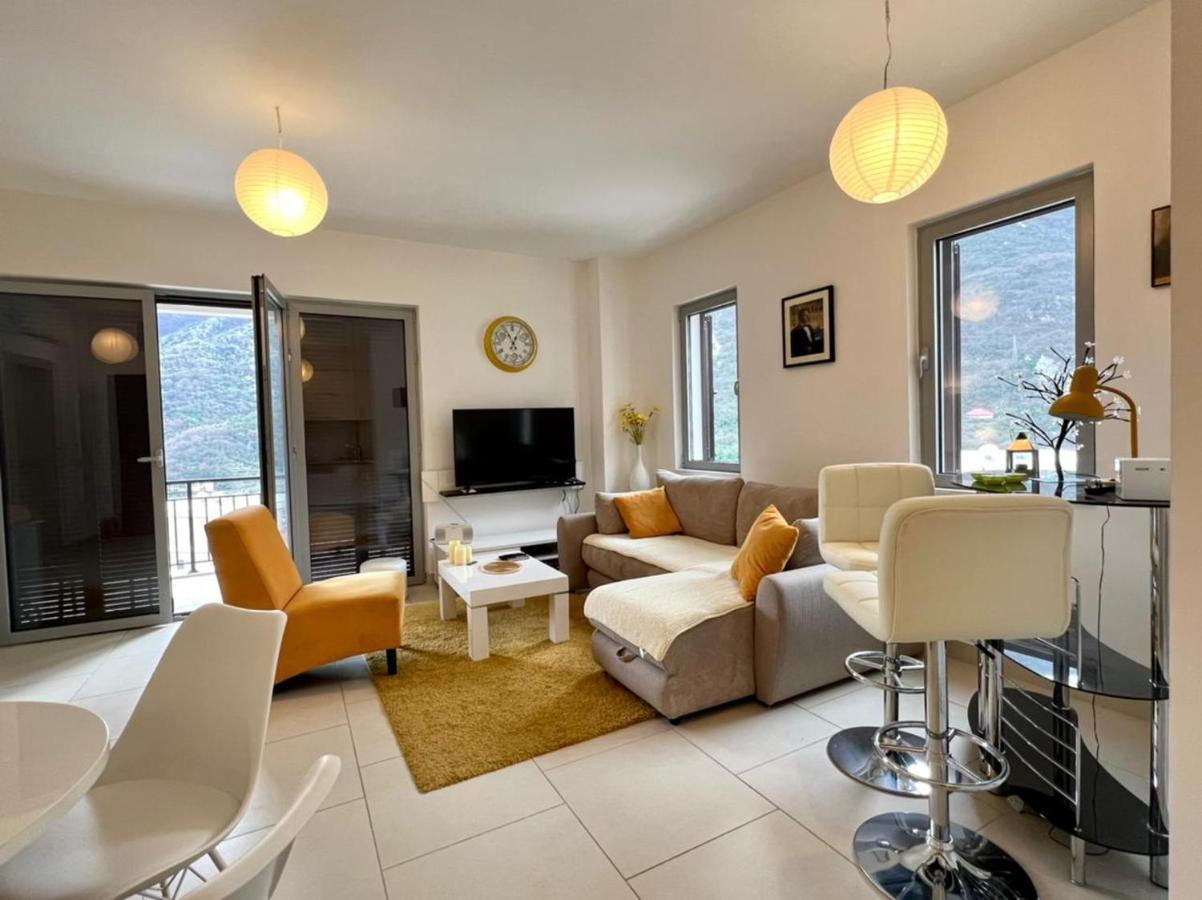 Lavender Bay Apartment C23 Kotor Kültér fotó