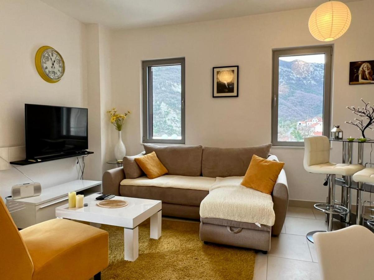 Lavender Bay Apartment C23 Kotor Kültér fotó